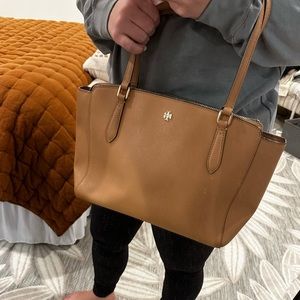 Tory Burch Robinson Tote Bag